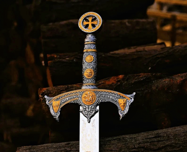 Handmade Templar Knights Sacred Holy Longsword – A Medieval Masterpiece with Ornate Craftsmanship - Image 6
