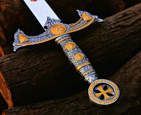 Handmade Templar Knights Sacred Holy Longsword – A Medieval Masterpiece with Ornate Craftsmanship - Image 2