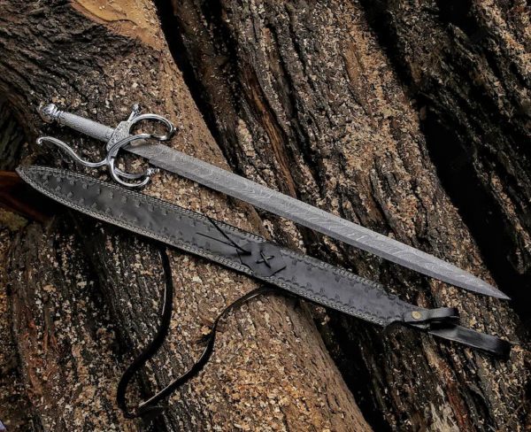 Damascus Steel King Zorro Sword – A Fusion of Elegance and Power - Image 3