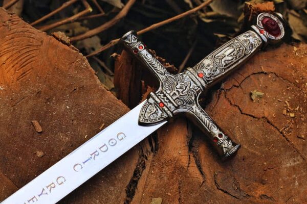 Handmade Harry Potter Custom Sword – Godric Gryffindor's Legendary Replica - Image 3